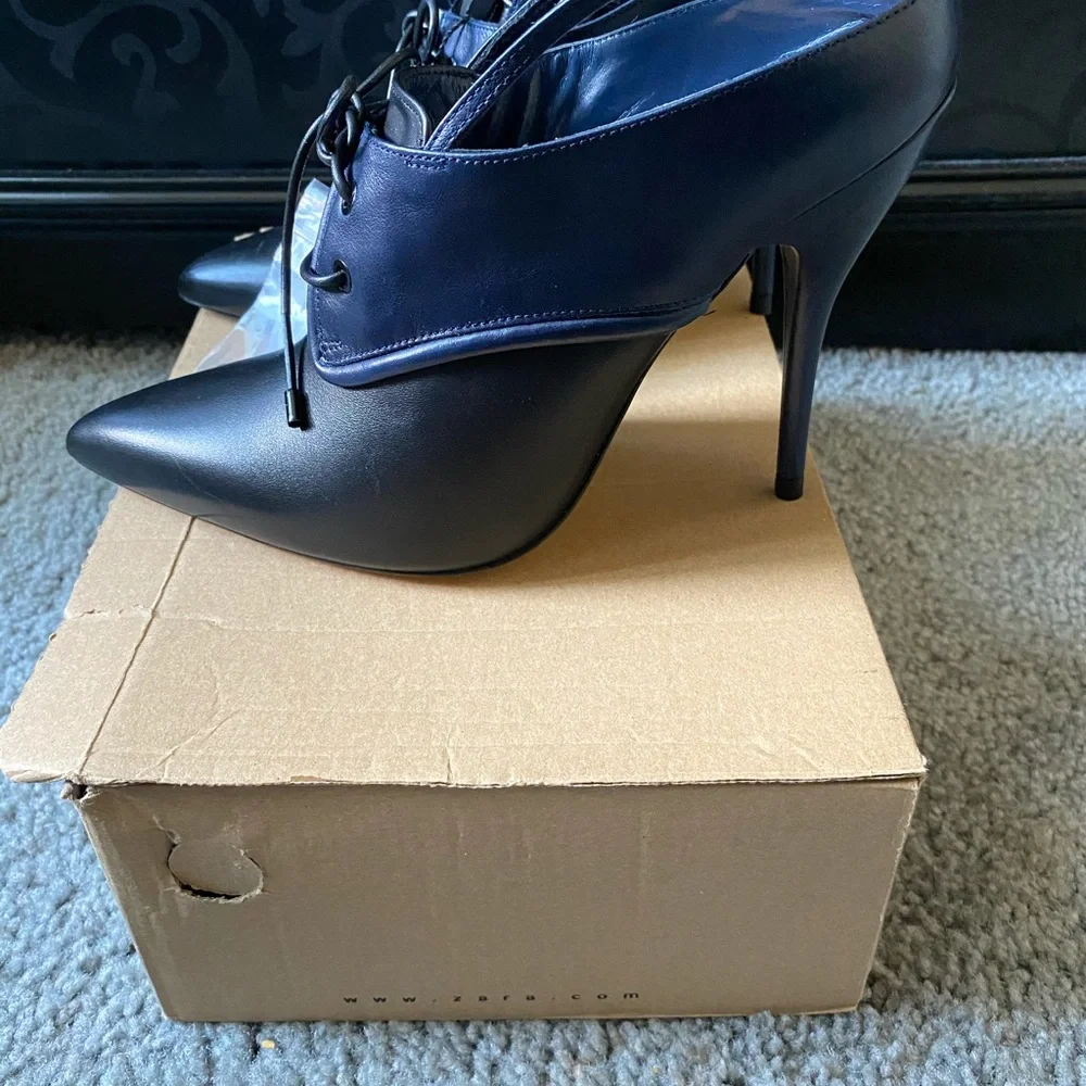 Zara Laced Mule Heel - Picture 2 of 6
